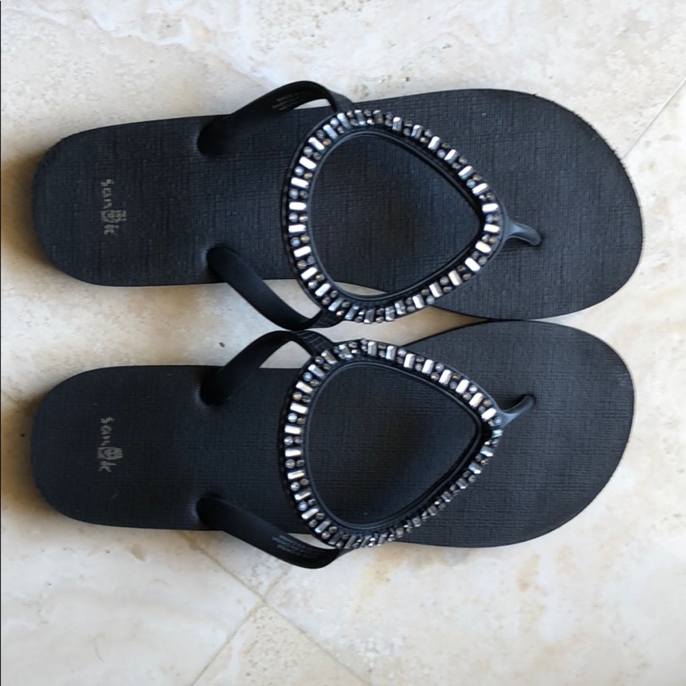 Size 10-11 Sanuk Sandals